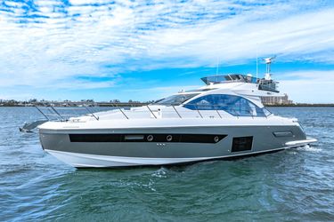 60' Azimut 2025