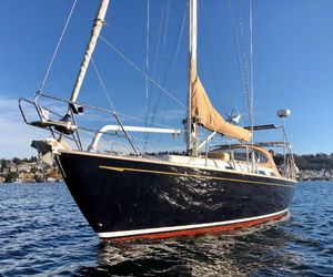 37' Rustler 2015