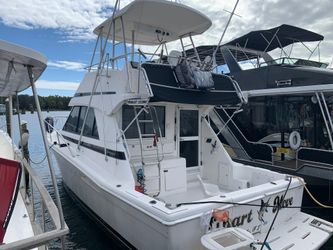 34' Riviera 2000