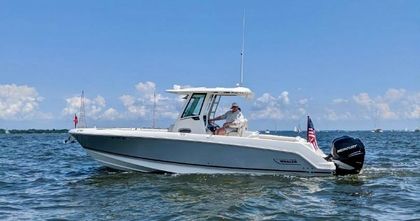 28' Boston Whaler 2020
