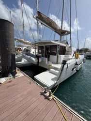 43' Catana 2017