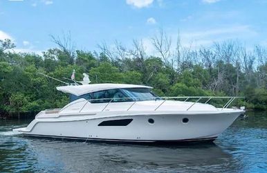 44' Tiara Yachts 2015