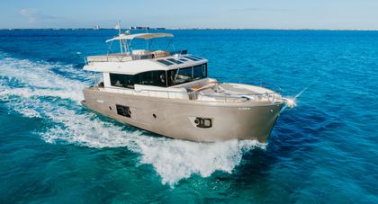 53' Cranchi 2017