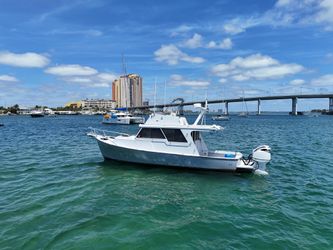 34' Crusader Boats 2005