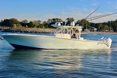 42' Yellowfin 2014