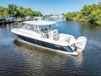 34' Intrepid 2023
