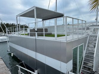 40' Modern Struktures 2023