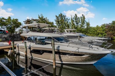 53' Prestige 2024