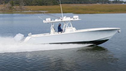 37' Seavee 2022