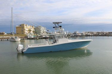 42' Invincible 2020