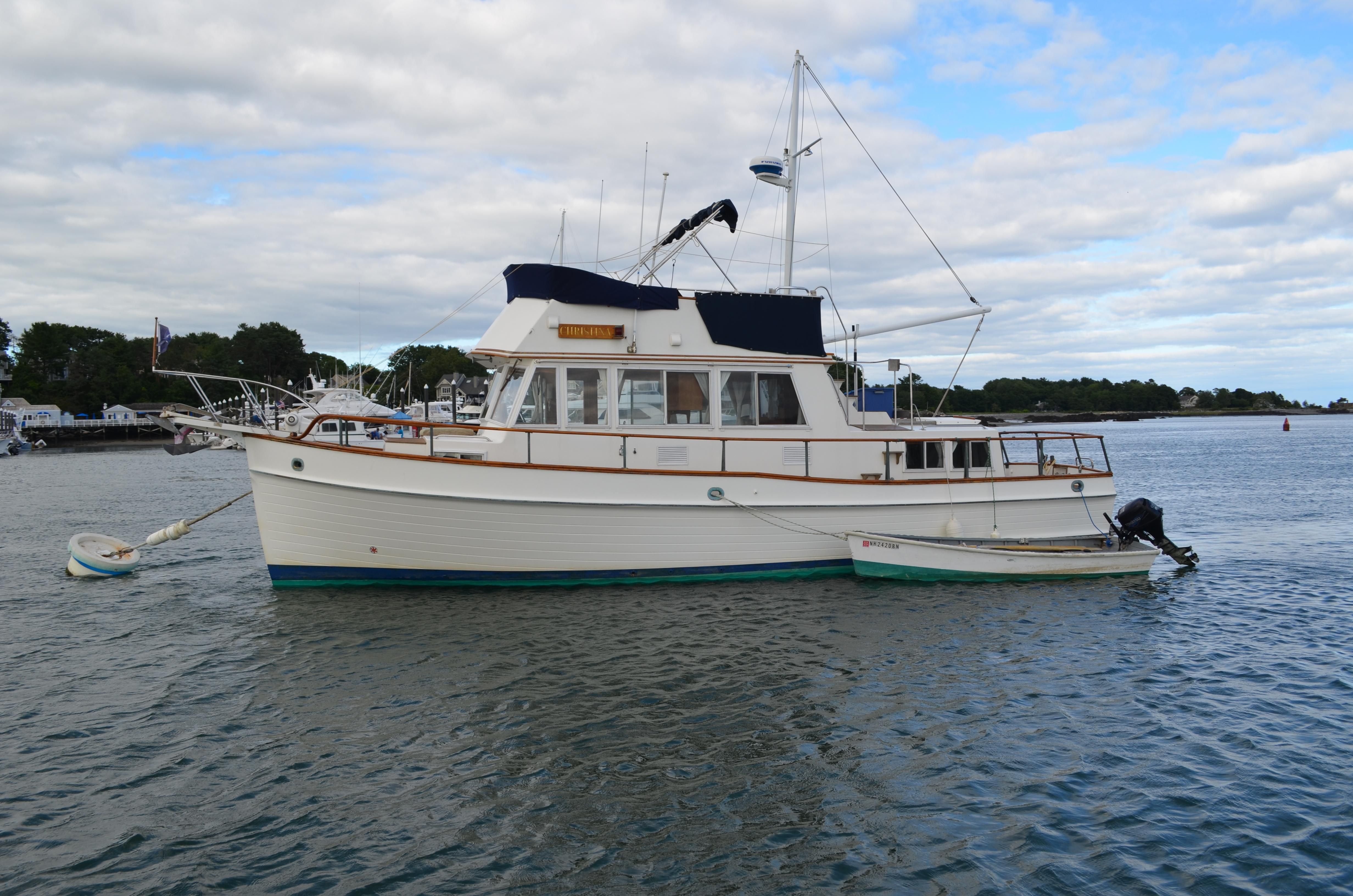 classic trawler yacht