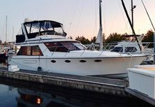 Ocean Alexander 42 Sedan