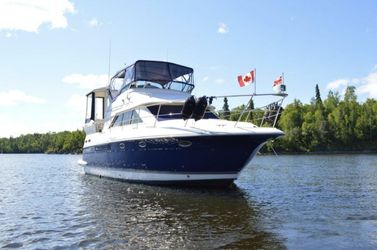 37' Cruisers Yachts 2005