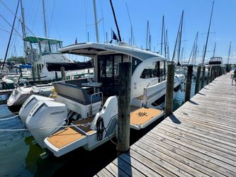 37' Beneteau 2024