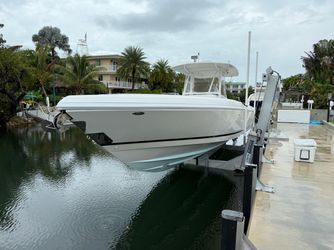 37' Intrepid 2005