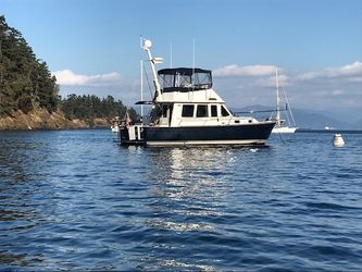 36' Sabre 2004