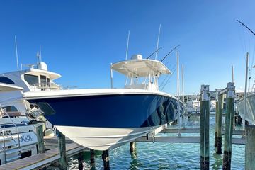 35' Island Runner 2006