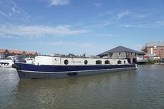 Wide Beam Narrowboat Widebeam
