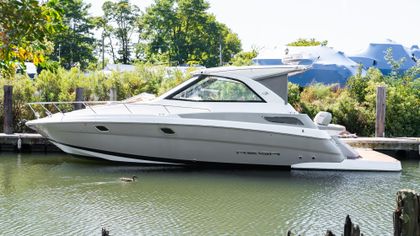 35' Regal 2012