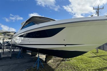 40' Sea Ray 2019