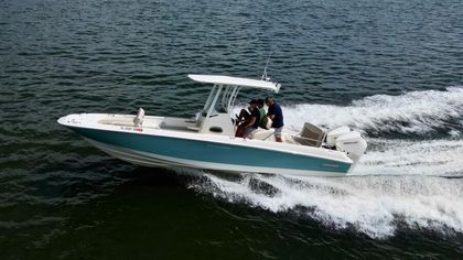 27' Boston Whaler 2019