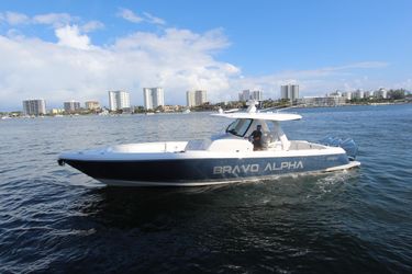 37' Intrepid 2022