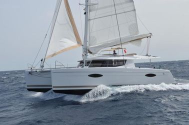 44' Fountaine Pajot 2015