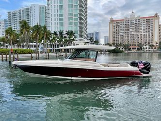 35' Chris-craft 2023 Yacht For Sale