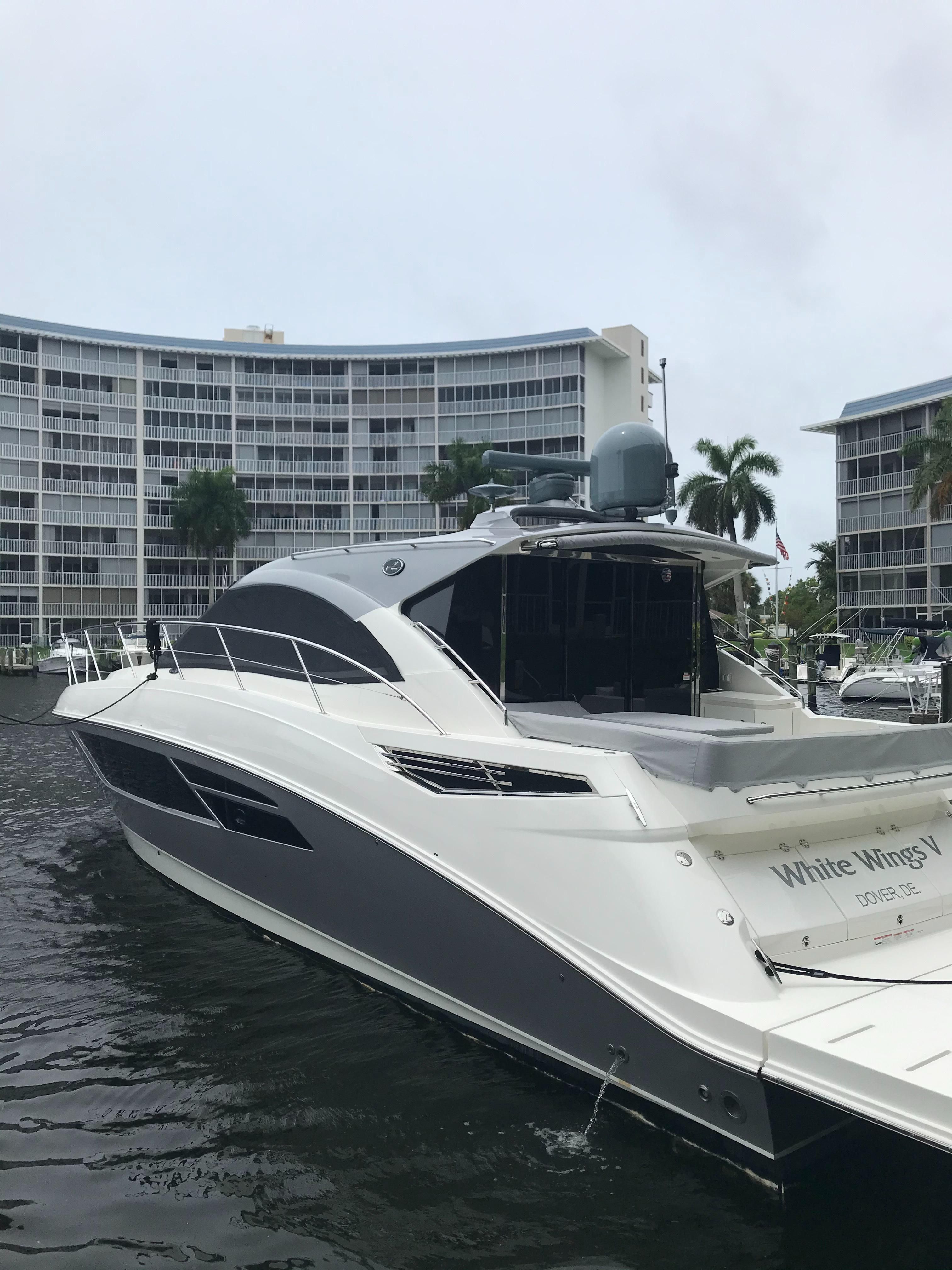 2018 Sea Ray Sundancer 510 Signature Express Cruiser for sale - YachtWorld