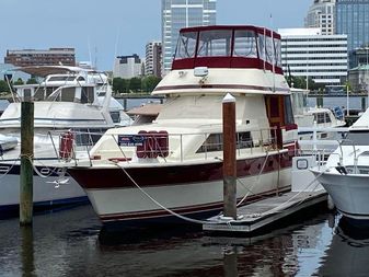 Trojan 454 Motor Yacht
