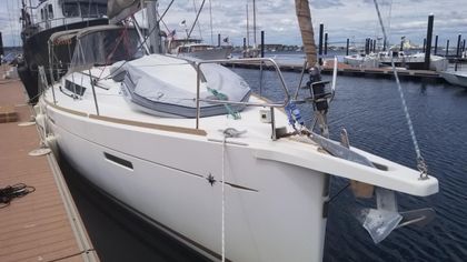 42' Jeanneau 2018 Yacht For Sale
