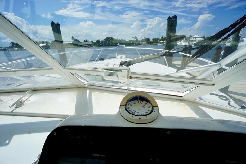 Quin-essential Yacht Photos Pics Luhrs 41 Open- Quin-Essential- Helm