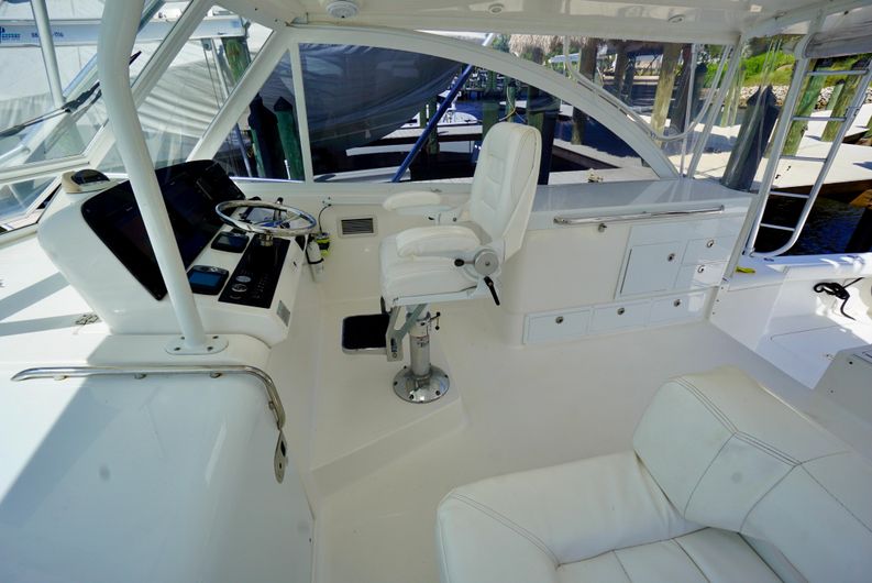 Quin-essential Yacht Photos Pics Luhrs 41 Open- Quin-Essential- Helm