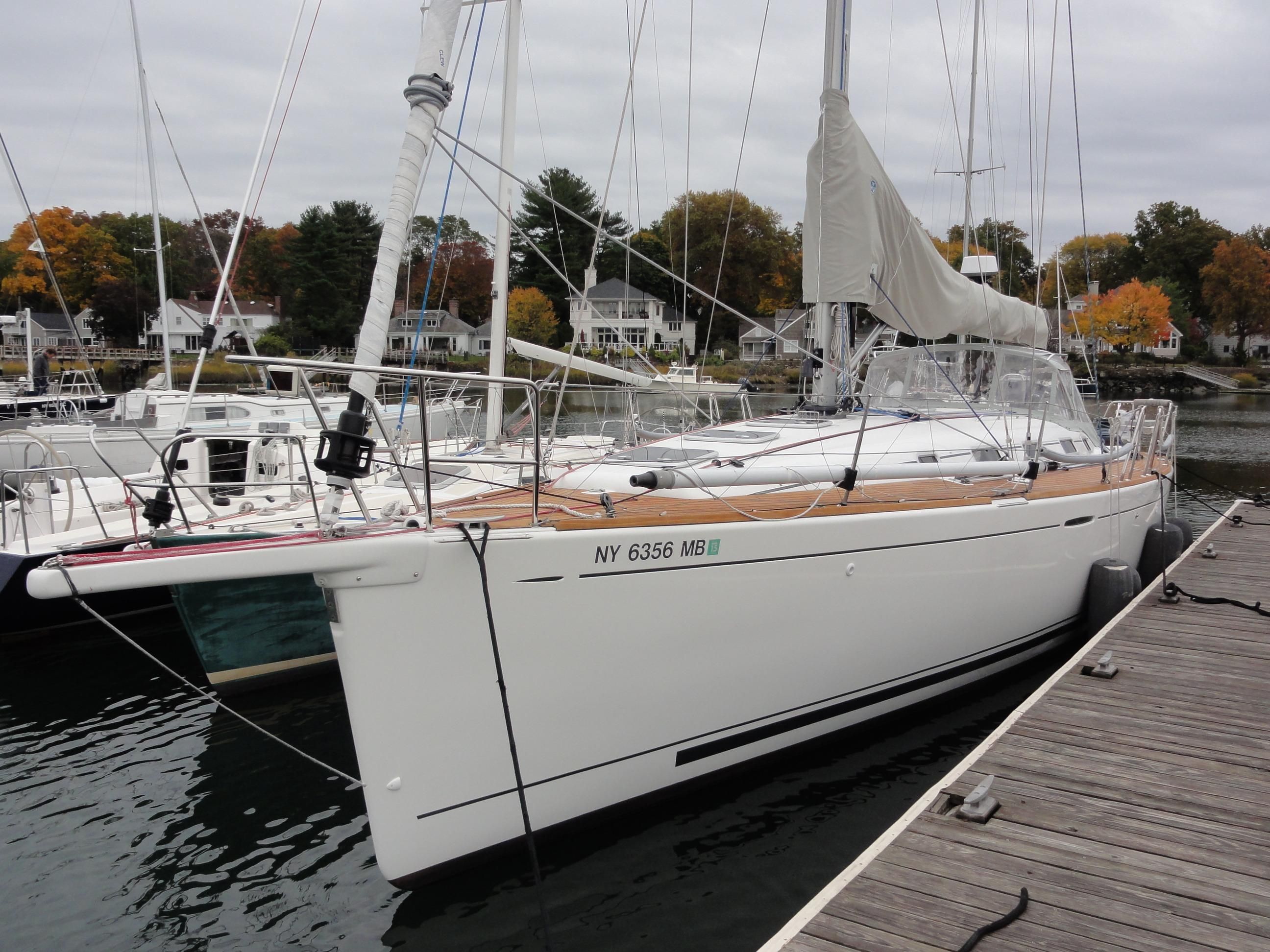 used beneteau sailboat