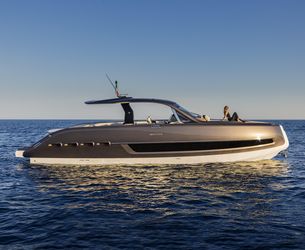 47' Invictus 2025