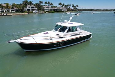 35' Sabre 2009