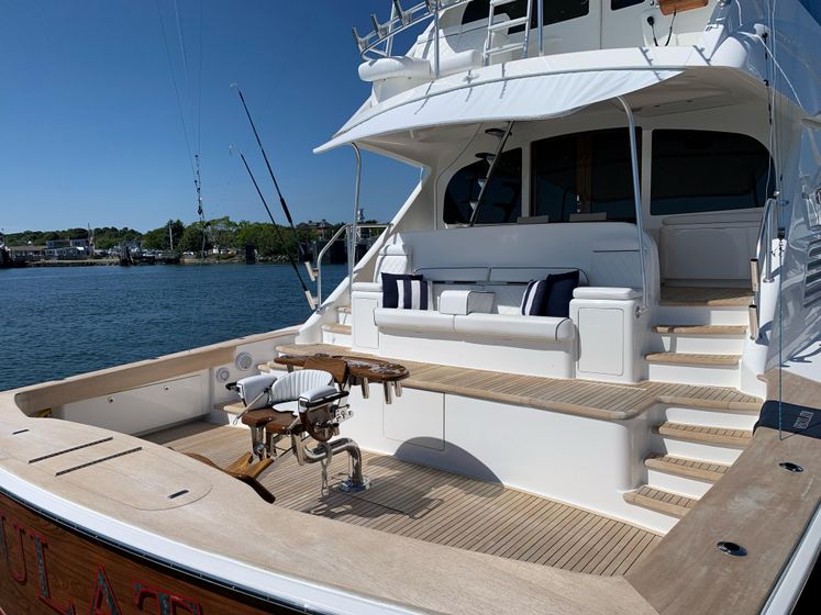 Speculator Yacht Photos Pics Viking 92 Speculator-Cockpit