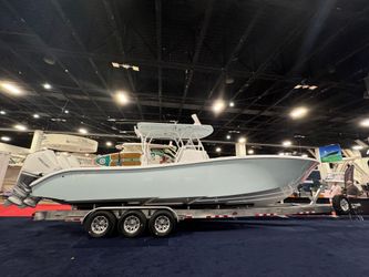 35' Yellowfin 2025