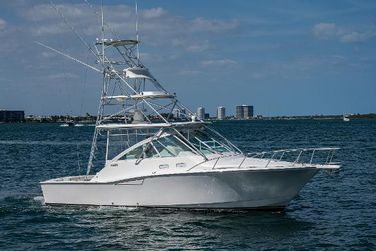 Cabo 35 Express
