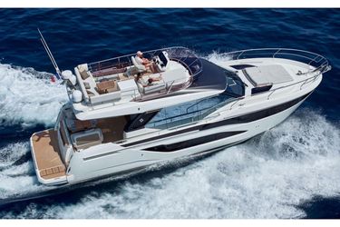 57' Prestige 2025