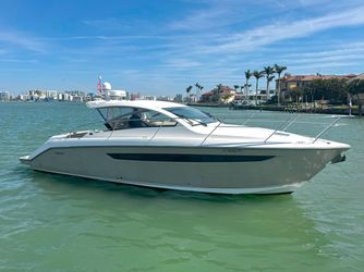 36' Pursuit 2015