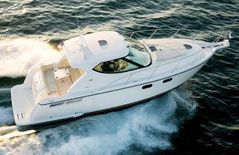 Tiara Yachts 4000 Sovran with new IPS 600