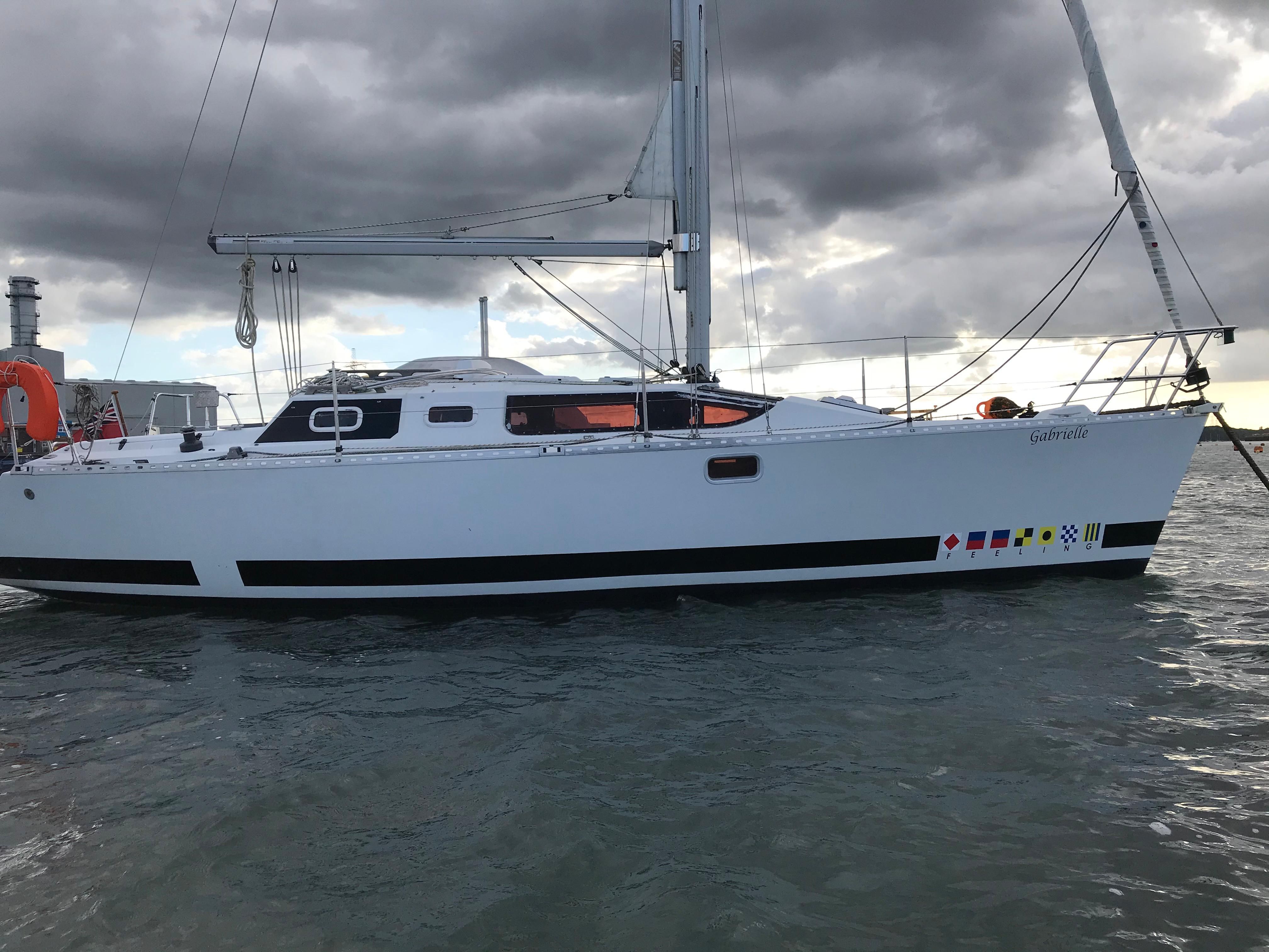 1989 Feeling 326 Cruiser for sale - YachtWorld