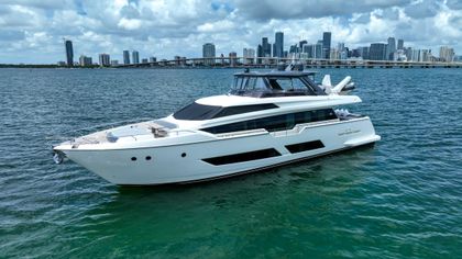 85' Ferretti Yachts 2017