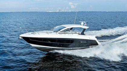 39' Cruisers Yachts 2015