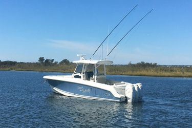 38' Boston Whaler 2017