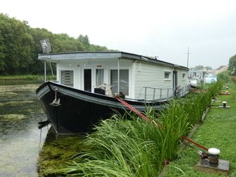 Dutch Barge HOUSE BOAT conversion