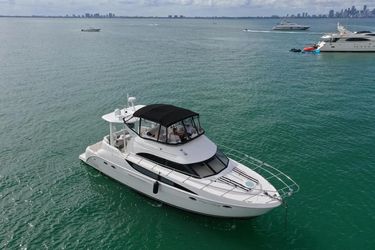 45' Meridian 2004 Yacht For Sale