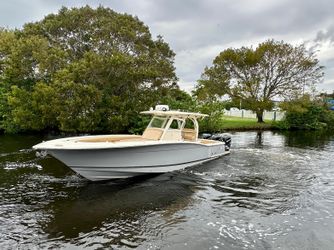 35' Scout 2017