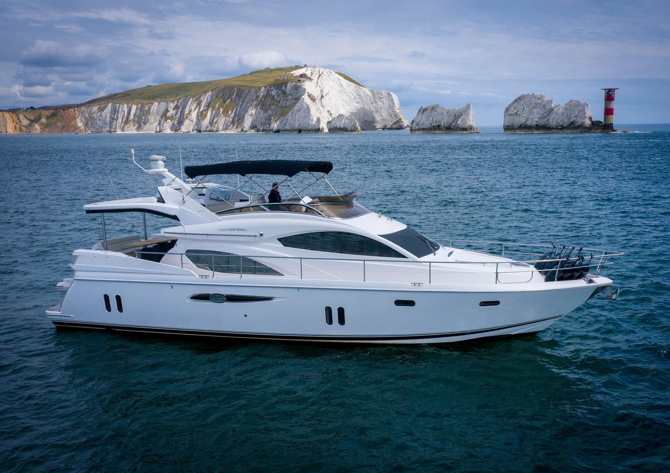 pearl 55 flybridge motor yacht for sale